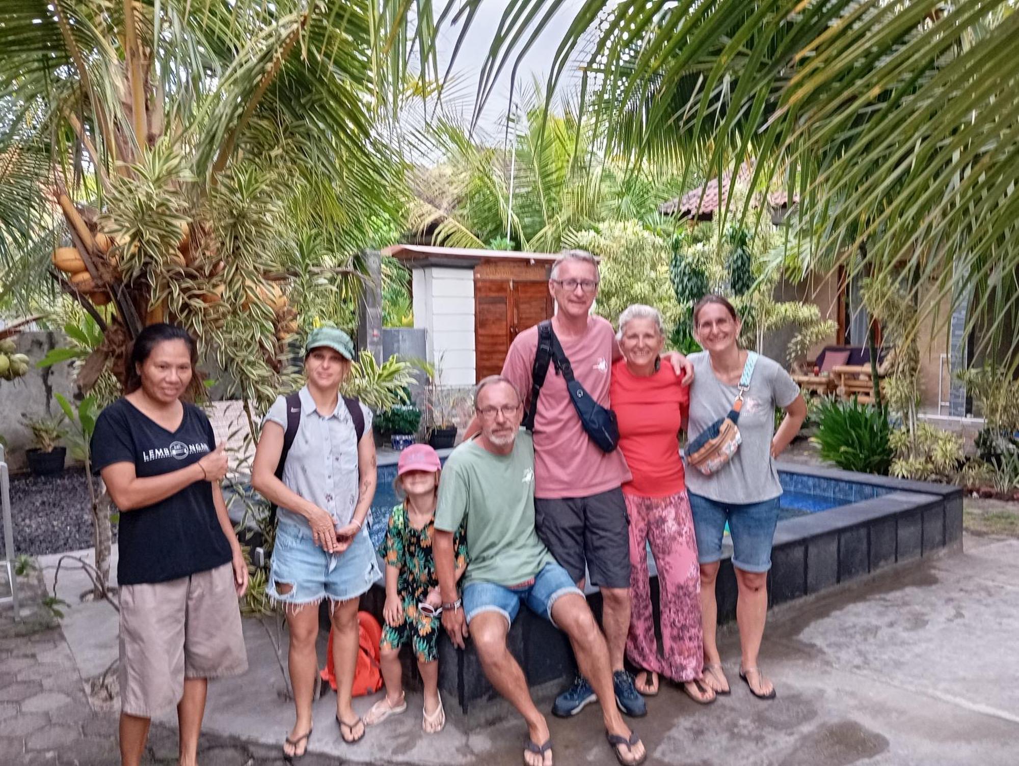 Belong Home Stay Lembongan エクステリア 写真