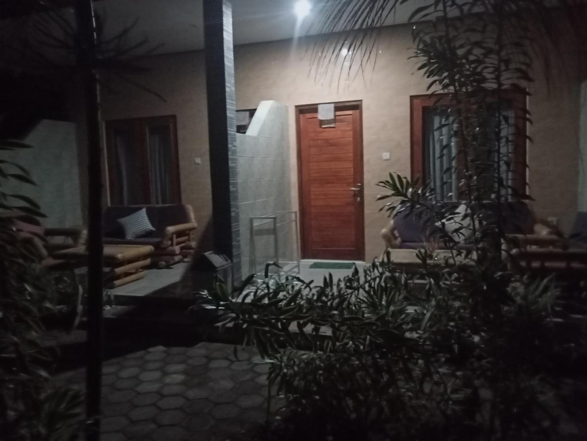 Belong Home Stay Lembongan エクステリア 写真