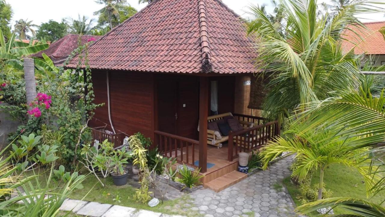 Belong Home Stay Lembongan エクステリア 写真